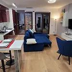 Lägenhet Luxury 23