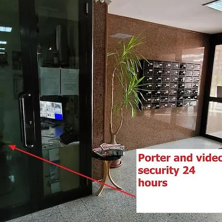 Luxury 23 Apartment *