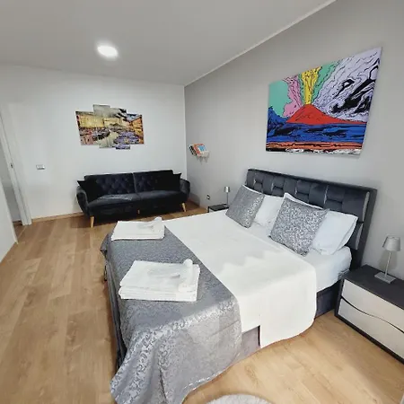 Luxury 23 * Naples
